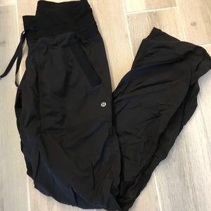 🚫SOLD🚫Lululemon dance studio pants III